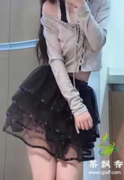 00后颜值小妹